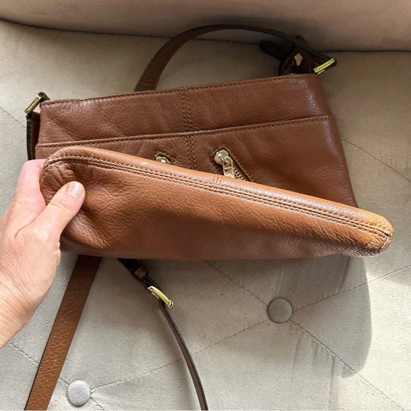 Michael Kors Cognac Brown Gold Leather Crossbody Purse - Picture 4 of 8